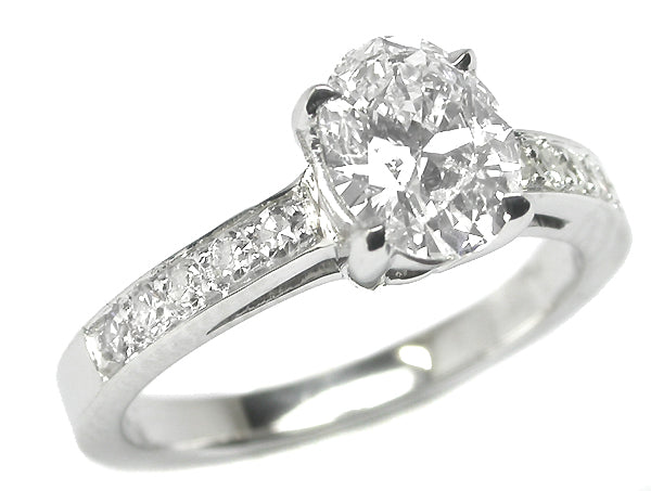1.01ct Oval Brilliant Diamond 18k Gold Engagement Ring