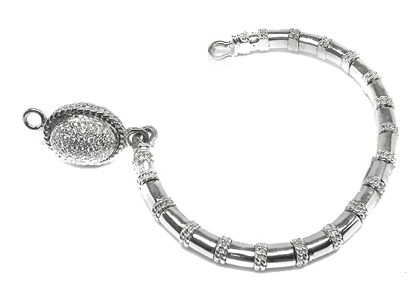 18k White Gold Diamond Cassis Collection Bangle