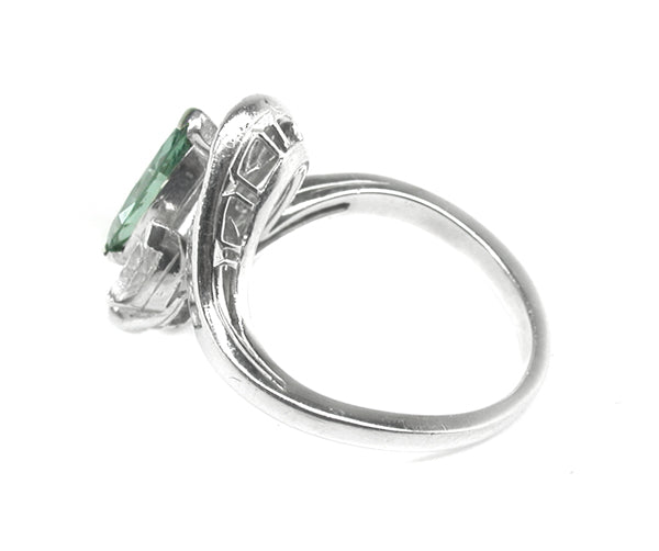 1950s 0.90ct Green Color Enhanced Diamond Platinum Ring