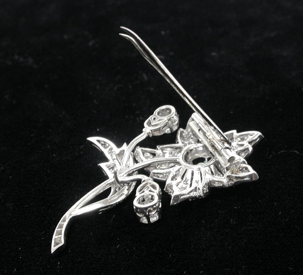 1950s 3.70ct Diamond Platinum Floral Pin