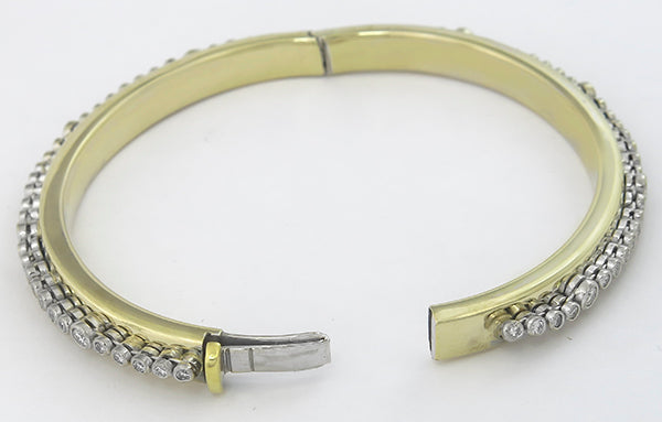 2.20ct Diamond Gold Bangle