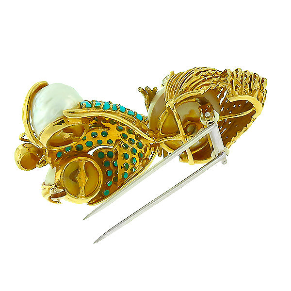 1960s Mabe Pearl Diamond and Turquoise 18kt Yellow Gold Hookah Smoker Pin