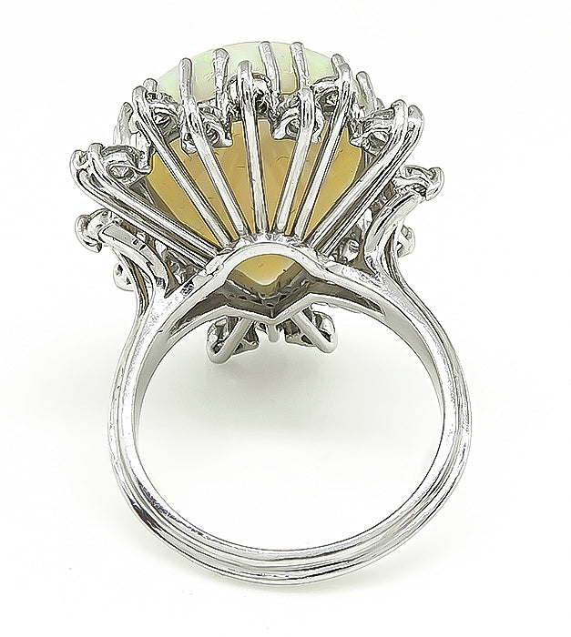 1970s Opal 1.90ct Diamond Ring