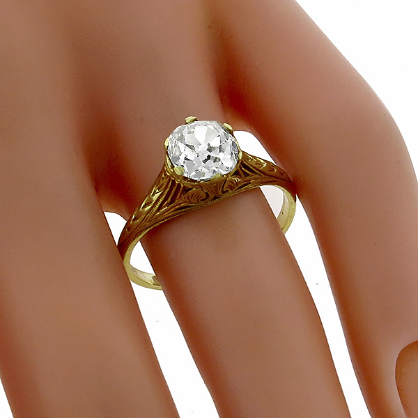 diamond 18k yellow gold engagement ring  1