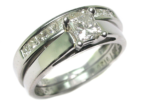 0.46ct Platinum  Engagment Ring and a Wedding Band Set