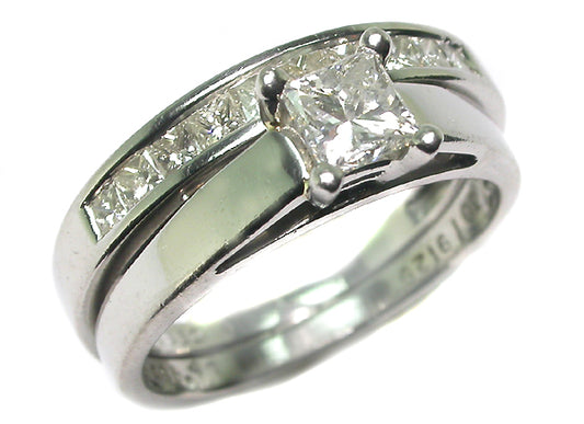 0.46ct Platinum  Engagment Ring and a Wedding Band Set