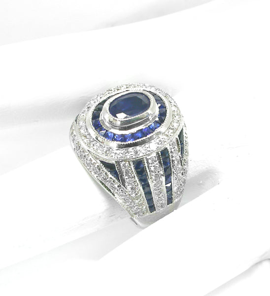 0.70ct Oval  Sapphire and Diamond 18k White Gold Ring