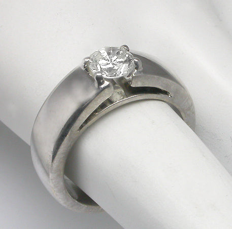 0.70ct Round Brilliant Diamond 18k Gold Engagement Ring