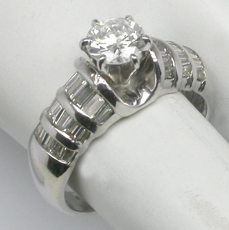 0.75ct Round Diamond 14k Gold Engagement Ring