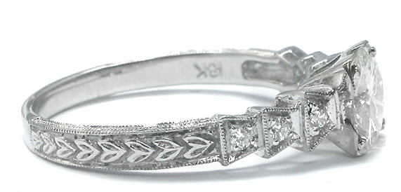 0.75ct Round Diamond 18k White Gold Engagement Ring