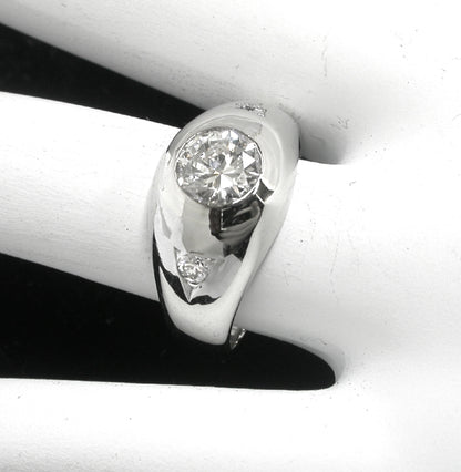 0.77ct Round Brilliant Diamond 14k Gold Gypsy Ring