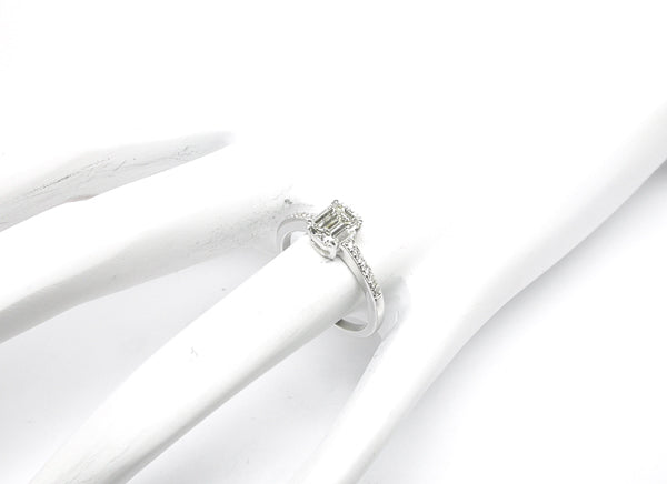 0.83ct Emerald Cut Diamond 18k White Gold Engagement Ring