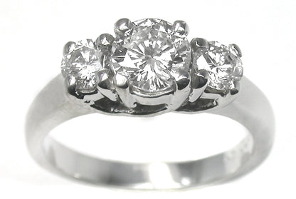 0.85ct Round Cut Diamond 14k White Gold Engagement Ring