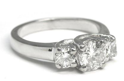 0.85ct Round Cut Diamond 14k White Gold Engagement Ring