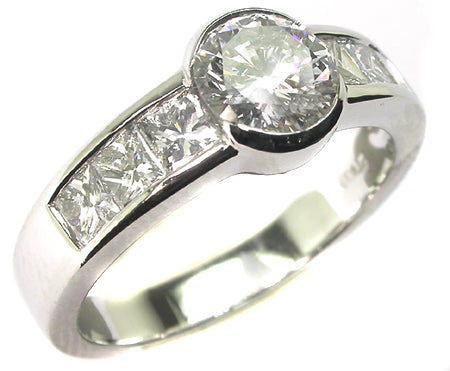 0.87ct Diamond Platinum Engagement Ring
