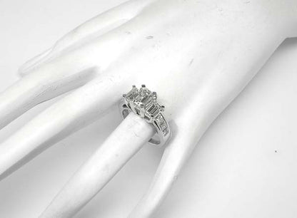0.90ct Diamond 14k White Gold Engagement Ring