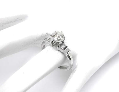 0.90ct Diamond Platinum Engagement Ring