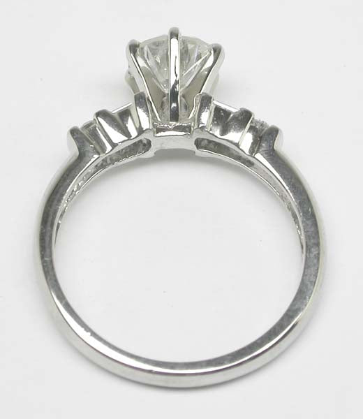 0.90ct Diamond Platinum Engagement Ring