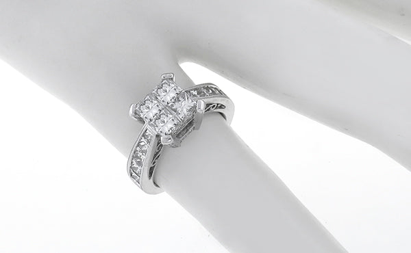 1.00ct Center Diamond 1.00ct Side Diamond Gold Ring