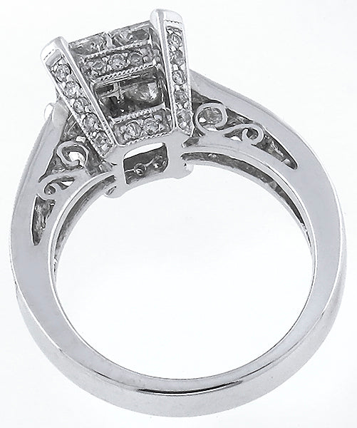 1.00ct Center Diamond 1.00ct Side Diamond Gold Ring