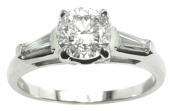 1.01ct Diamond Platinum Engagement Ring