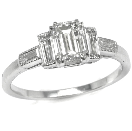 1.01ct Diamond Platinum Engagement Ring