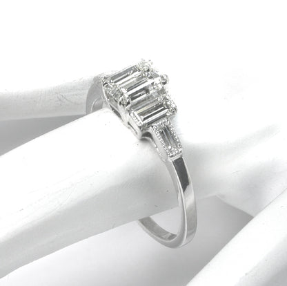 1.01ct Diamond Platinum Engagement Ring