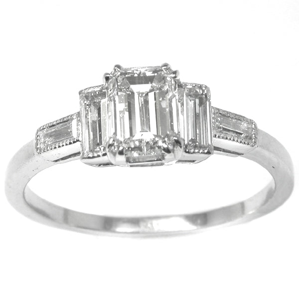 1.01ct Diamond Platinum Engagement Ring