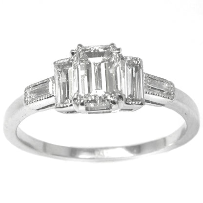 1.01ct Diamond Platinum Engagement Ring