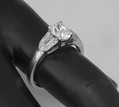 1.01ct Diamond Platinum Engagement Ring