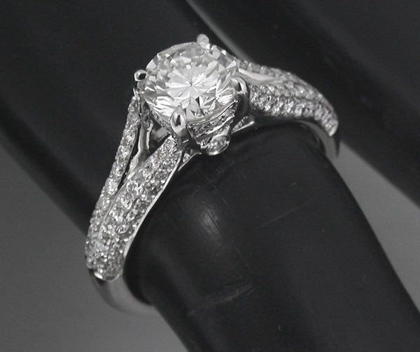 1.02ct Round Brilliant Cut Diamond Gold Engagement Ring