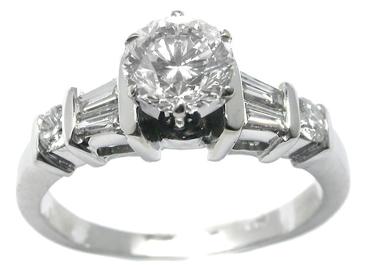 1.02ct Round Brilliant Diamond Engagement Ring