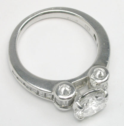 1.06ct Round Brilliant Diamond Platinum Engagement Ring