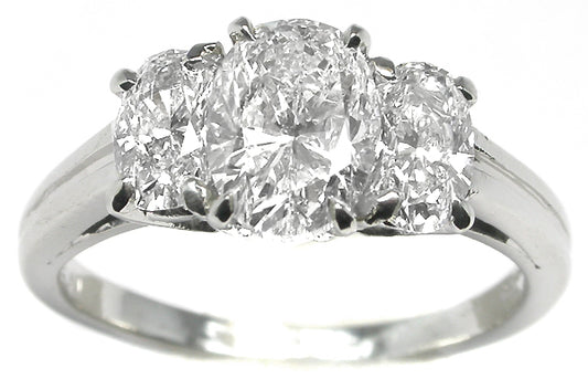 1.08ct Oval Diamond Platinum Engagement Ring