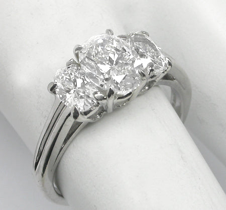 1.08ct Oval Diamond Platinum Engagement Ring
