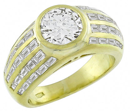 1.11ct Center Diamond 1.50ct Side Diamond Ring
