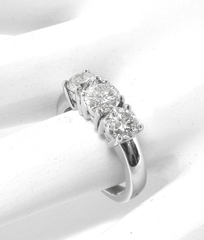 1.70ct Diamond Platinum Anniversary   Ring