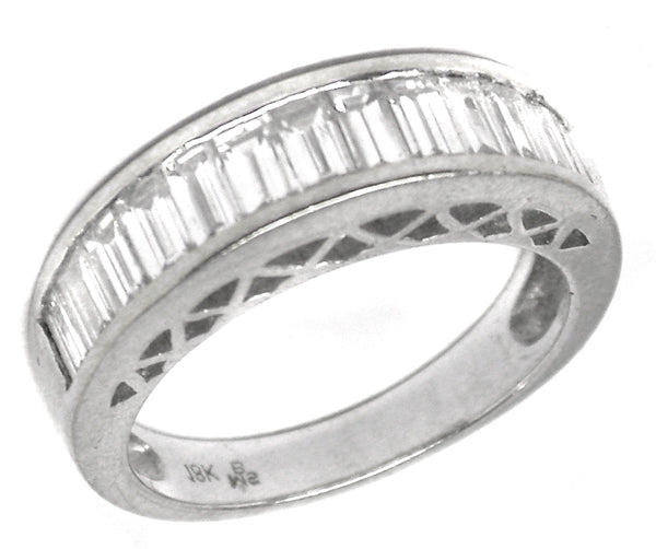 18k Gold 0.70ct Diamond Wedding Band