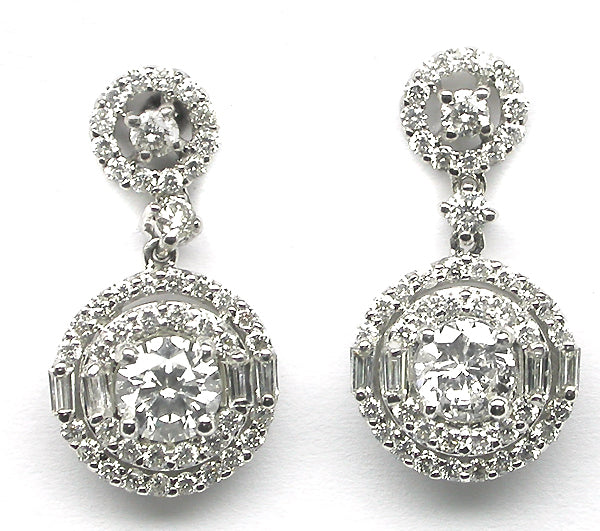 18k White Gold Diamond Drop Earrings