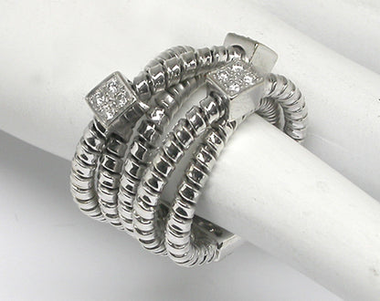 18k White Gold Diamond Ring