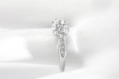 1920s 0.95ct Round Diamond Platinum Engagement Ring