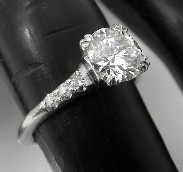 1920s 1.00ct Round Diamond Engagement Ring