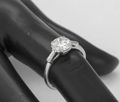 1930s 1.03ct Diamond Platinum Engagement Ring