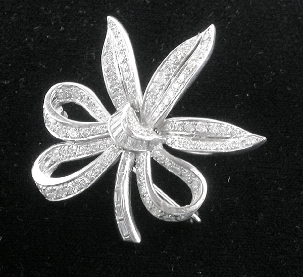 1950s  3.33ct  Diamond Platinum Bouquet Pin