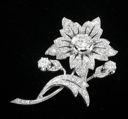 1950s 3.70ct Diamond Platinum Floral Pin