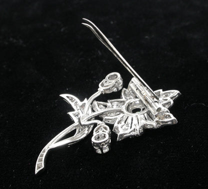 1950s 3.70ct Diamond Platinum Floral Pin