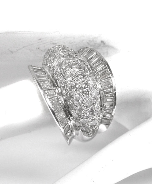 1960s Diamond Platinum  Ring