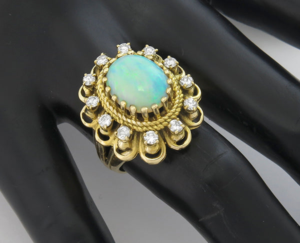 1960s Opal 0.60ct Diamond Gold Ring