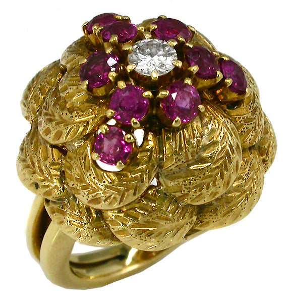 1960s Ruby Diamond 18k Gold Ring