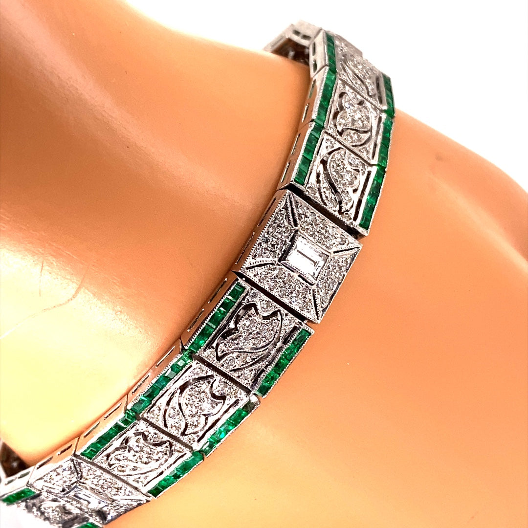 3.15ct Art Deco Style 18k White Gold Diamond 4.10ct Emerald Bracelet